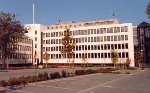 Gebäude der Bezirksregierung an der Leopoldstraße. Detmold