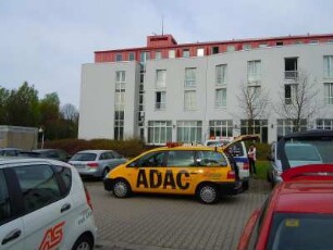 Weimar - ADAC leistet Pannenhilfe