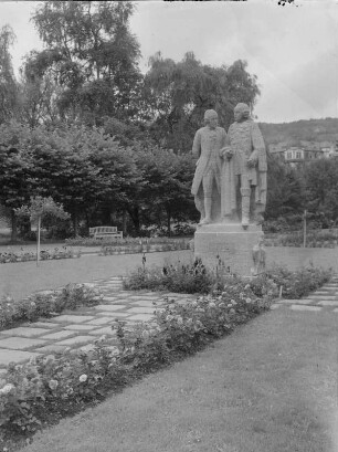 Bad Kissingen. Rosengarten. Boxberger-Neumann-Denkmal
