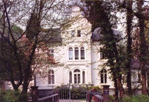 Allee 27. Detmold