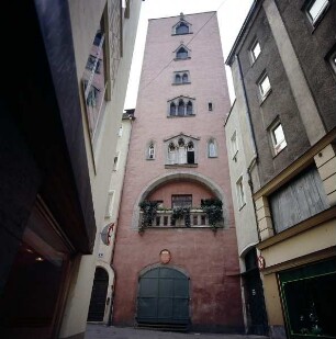 Regensburg. Baumburger Turm