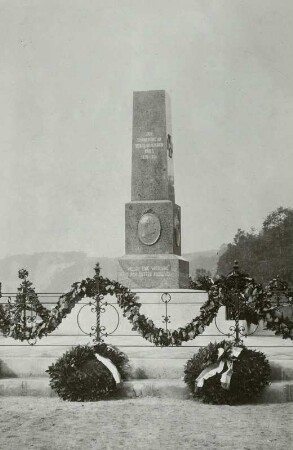 Sieges-Denkmal, Zur Erinnerung an den glorreichen Krieg 18870/1871 am Tag der Enthüllung
