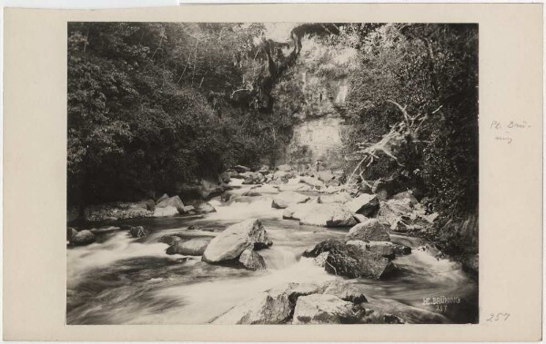 The Río Chancay, as it emerges to the surface