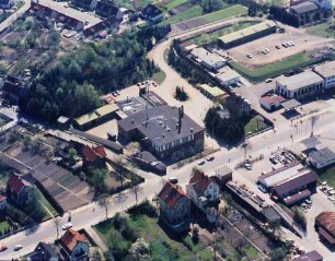 Hero Armaturenwerk GmbH (Ratzeburger Straße 20): Luftbild des Betriebsgeländes: im Vordergrund Gelände der Firma Ulrich Schell