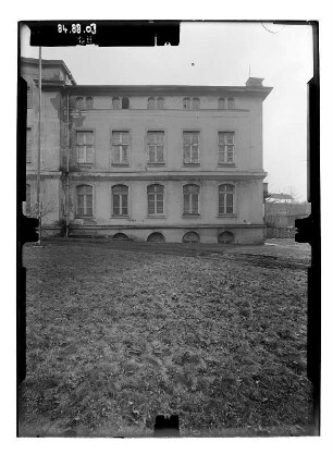 Schwerin-Werdervorstadt, Werderstraße 30. Städtisches Krankenhaus (1839-1840; G. A. Demmler, Erweiterung um 1920). Teilansicht