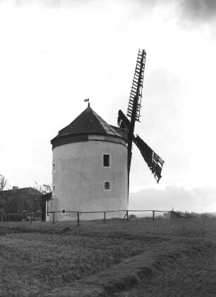 Hochkirch-Rodewitz, bei Gehöft Nr. 3. Holländer-Windmühle (1856)