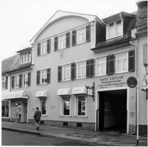 Wohnhaus; Bad Homburg, Louisenstraße 3