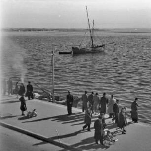 Griechenland. Thessaloniki. Hafen mit angelegten Booten.
