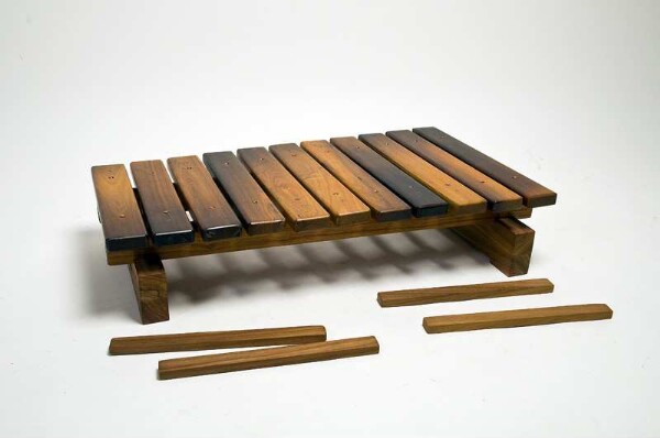 Percussion disc game with mallets