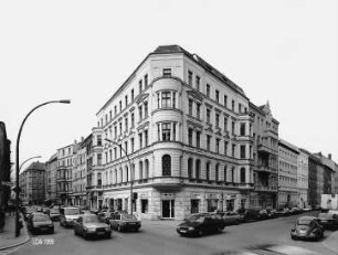 Wohn- und Geschäftshaus; Berlin, Mitte