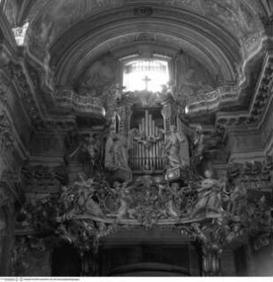 Orgelempore und Orgel