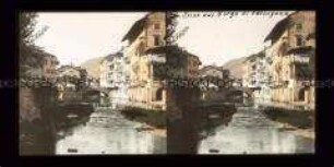 Wohnhäuser und Brücke über Fluss Brenta, Borgo Valsugana
