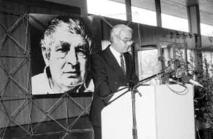 Staufen: Faust Gymnasium, SWF Intendant, Willibald Hilf