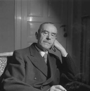 Porträts von Thomas Mann und seiner Frau Katia : Porträt von Thomas Mann