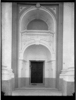 Sankt Blasien Abteikirche - Detail Eingangsportal