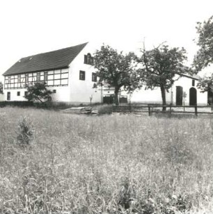 Colditz-Thumirnicht, Waldstraße 27. Vierseithof (2. H. 19. Jh.). Straßenansicht