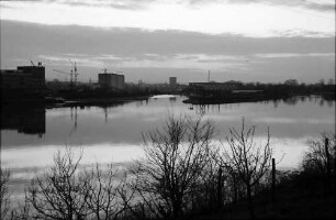 Grenzach: Hafen Birsfelden am Abend