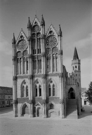 Tangermünde. Rathaus mit Schauwand, erbaut 1430 und 1480