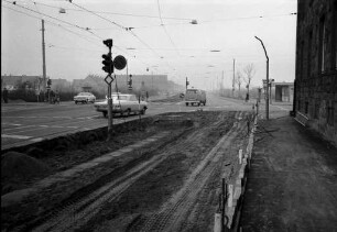 Bau einer zweiten Fahrbahn in der Moltkestraße vor Einmündung in die Hertzstraße