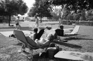 Spätsommerlicher Badebetrieb in den Karlsruher Freibädern.