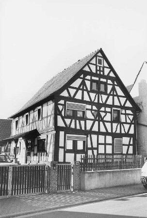 Wohnhaus, Fachwerk; Gründau, Büdinger Straße 23