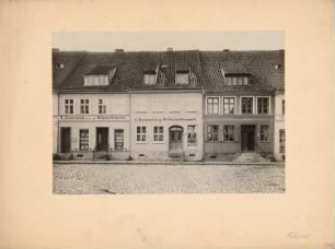 2-geschossige Wohn- und Geschäftshausreihe, Rössel: Ansicht