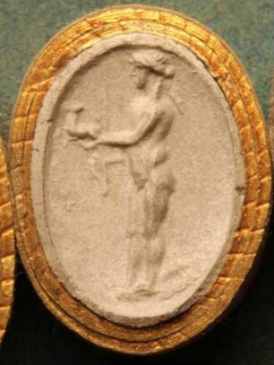 Diana (Artemis) die Jägerin hält einen jungen Hirsch (Daktyliothek, Supplement)
