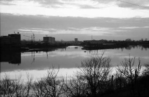Grenzach: Hafen Birsfelden am Abend