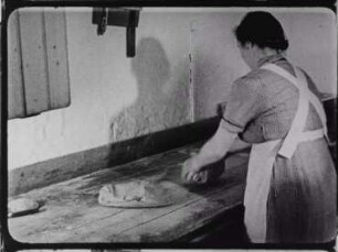 Nordeuropa, Bornholm - Brotbacken in einer Landbäckerei