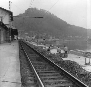 Königstein (Sächsische Schweiz). Betonieren der neuen Gleiswanne auf dem Viadukt