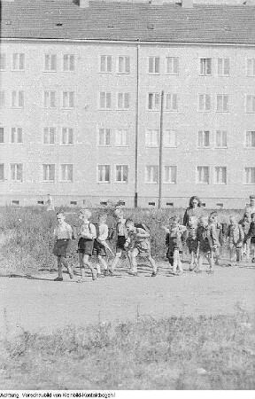 Dresden Striesen. Bau, Januar 1958 - Januar 1959
