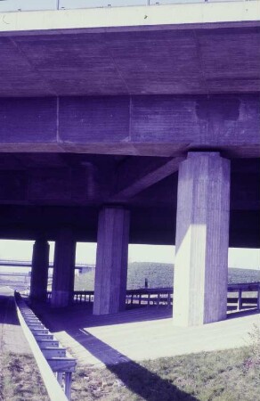 Unterführung der A 560, bei Siegburg