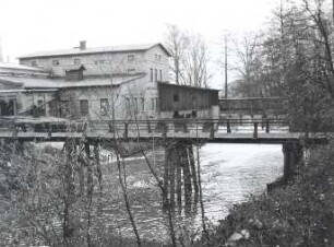 Fabrik in Tzschelln : Bauwesen - Handwerksgebäude. Ort: Čelno / Tzschelln. Pappfabrik, früher Wassermühle