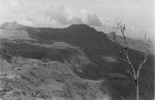 Nordwest Abbruch des Simien Gebirges : Nordwest Abbruch des Simien Gebirges in der Nähe von Debark.