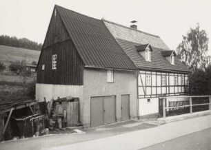 Markersbach, Wohnstallhaus : Markersbach (Kreis Schwarzenberg), Wohnstallhaus mit jüngerem Anbau, Annaberger Straße 113, Straßenansicht