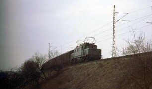 Stuttgart Zuffenhausen Güterbahn Stuttgart Hbf- Kornwestheim Rbf. Lok 193 009 Nahgüterzug
