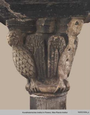 Kapitell mit Adlern - S1B24