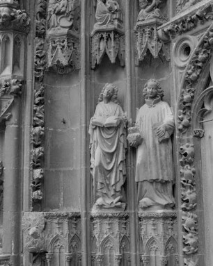 Portal mit Vorhalle — Linkes Gewände