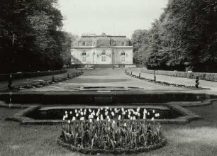 Düsseldorf-Benrath, Schloss Benrath, Ansicht der Ostseite mit Park