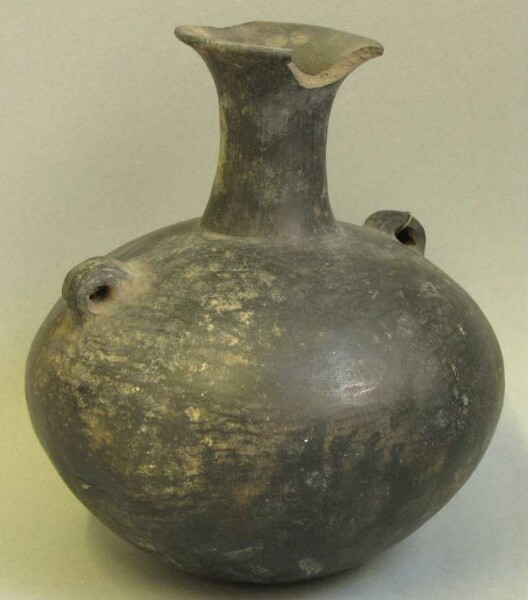 Clay vessel