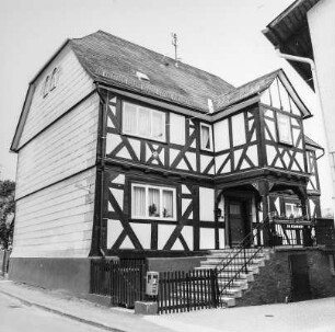 Mittenaar, Wiesenstraße 2