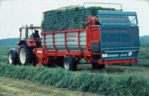 Fotografie: Futtererntetechnik, Heuernte, Ladewagen