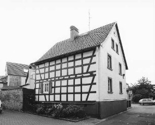 Wohnhaus, Fachwerk; Freigericht, Barbarossastraße 10