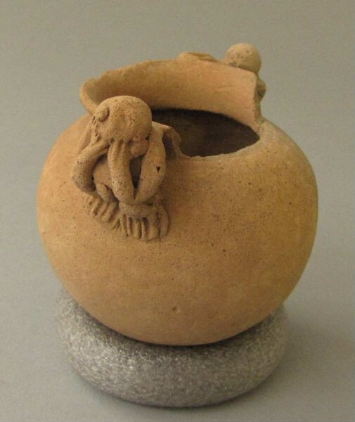 Clay vessel