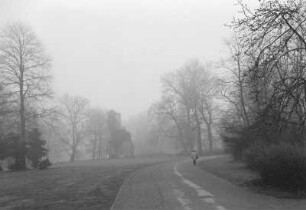 Weimar, Weg am Tempelherrenhaus : Weimar, Park an der Ilm (1778/1833). Weg an der Ruine des Tempelherrenhauses (18. Jahrhundert)