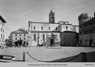 Piazza Dante Alighieri, Piazza del Cisternone, Piazza Grande, Grosseto