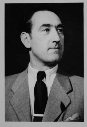 Porträt Gottlob Frick (1906-1994; Bassist). Reproduktionspositiv nach Fotografie von Gerhard Laßig. Staatsoper Dresden, 1942/1943