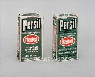 Zwei Schaupackungen "Persil - selbsttätiges Waschmittel von Henkel"