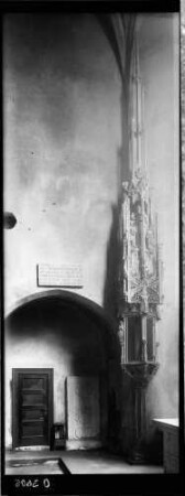 Schwaigern Evangelische Stadtkirche (ehemals Sankt Johannes Baptistkirche) Sakramentshaus