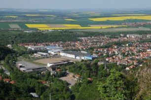 Übersicht Thale und Harzvorland : Totalansicht vom Hexentanzplatz. Aufgenommen im Mai 2008